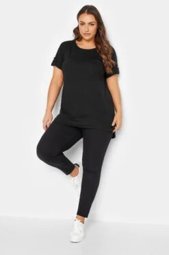 YOURS 2 PACK Curve Black Pocket Dipped Hem T-Shirts -Plus Size Apparel Shop 02911d00 f0a8 44 320474 B