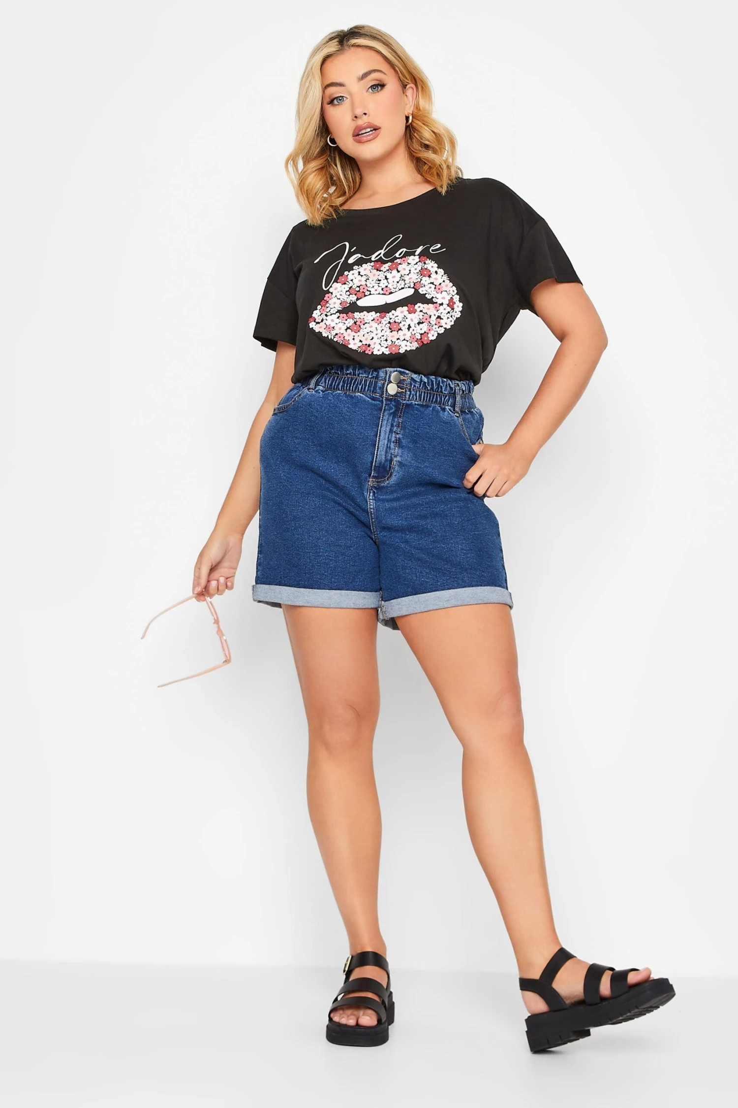 YOURS Curve Black 'J'adore' Slogan Lips Foil Print T-Shirt 3 YOURS Curve Black 'J'adore' Slogan Lips Foil Print T-Shirt