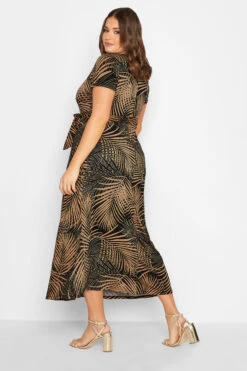 YOURS Curve Brown Leaf Print Wrap Dress -Plus Size Apparel Shop 0824d7e4 e4ed 41 301601 C
