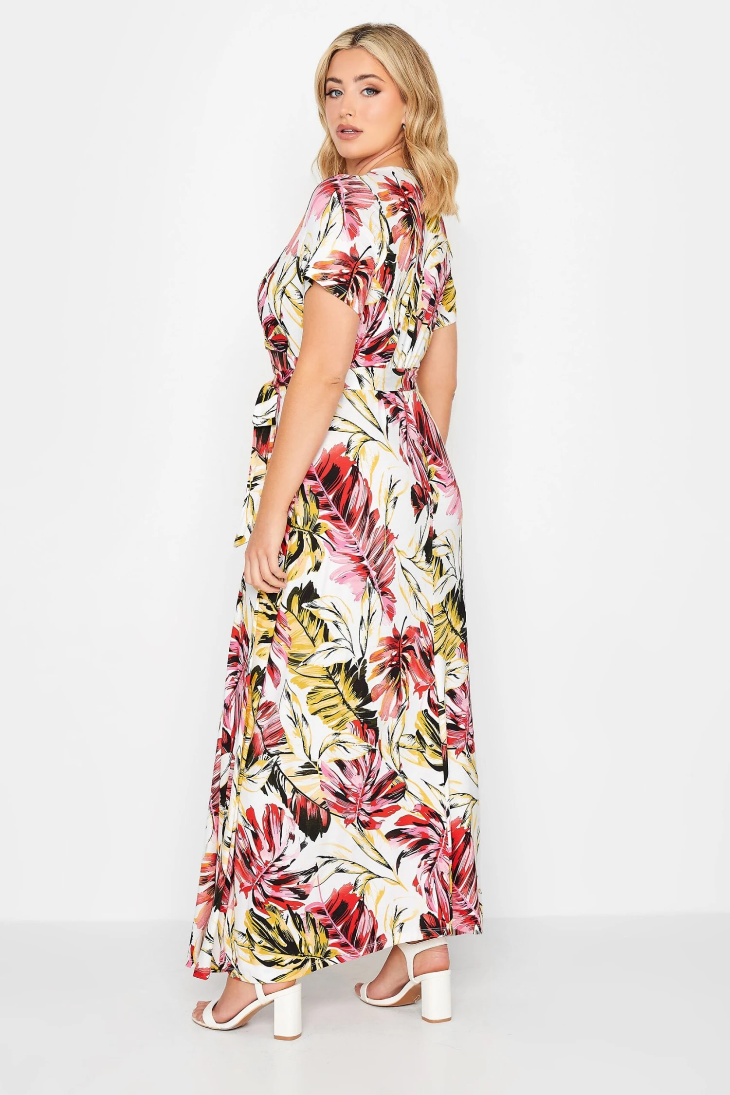 YOURS Curve White Leaf Print Front Tie Maxi Dress 4 YOURS Curve White Leaf Print Front Tie Maxi Dress - Image 2