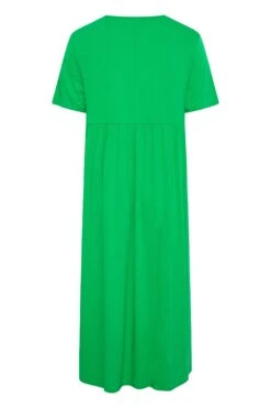 LIMITED COLLECTION Curve Green Throw On Maxi Dress 13 LIMITED COLLECTION Curve Green Throw On Maxi Dress -Plus Size Apparel Shop 158690c1 d2e7 4b 214636 Y