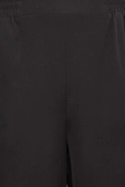 YOURS Curve Black Elasticated Waist Pull On Shorts 10 YOURS Curve Black Elasticated Waist Pull On Shorts -Plus Size Apparel Shop 15f93baf 7e01 4e 144771 Z