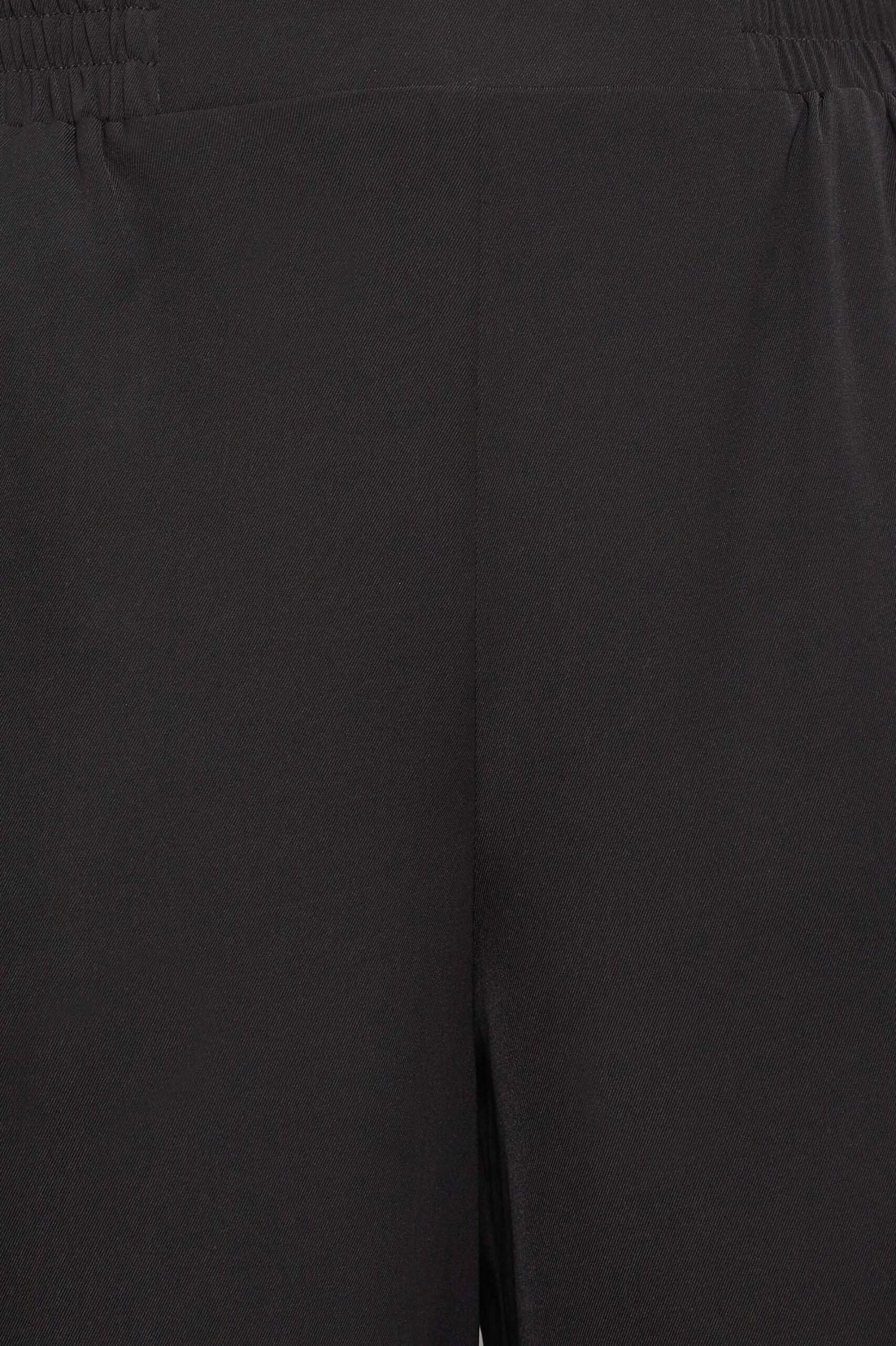 YOURS Curve Black Elasticated Waist Pull On Shorts 5 YOURS Curve Black Elasticated Waist Pull On Shorts - Image 3