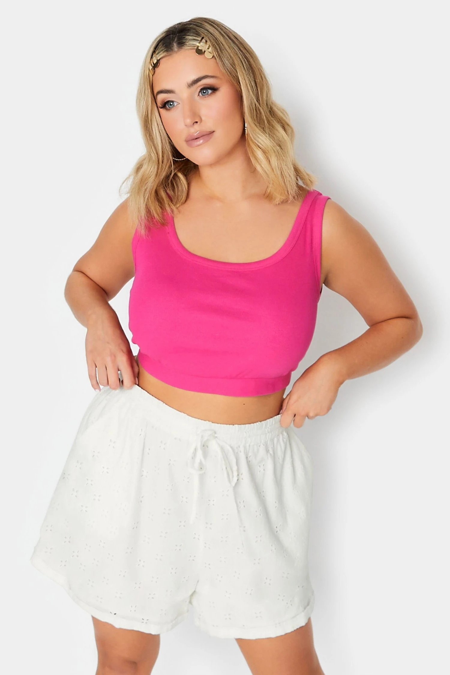 LIMITED COLLECTION Curve White Broderie Anglaise Shorts 3 LIMITED COLLECTION Curve White Broderie Anglaise Shorts