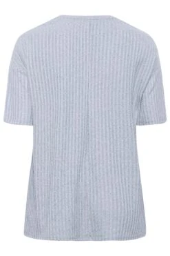 YOURS Curve Blue Pearl Embellished Split Hem T-Shirt 13 YOURS Curve Blue Pearl Embellished Split Hem T-Shirt -Plus Size Apparel Shop 1a9009c0 e771 45 301334 Y