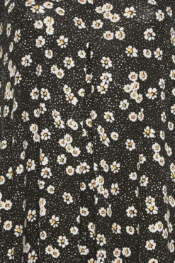 YOURS Curve Black Pleat Front Daisy Maxi Dress -Plus Size Apparel Shop 1ca03be0 6f24 49 137277 Z