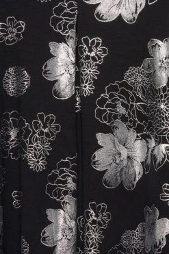 YOURS LUXURY Curve Silver Floral Foil Print Top -Plus Size Apparel Shop 26d957f1 31ba 4a 301646 Z