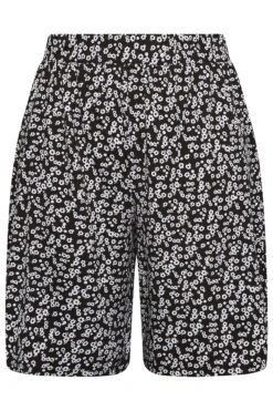 YOURS Curve Black Ditsy Floral Print Jersey Shorts -Plus Size Apparel Shop 31449e1c f4eb 41 144768 X