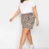 YOURS Curve Black Floral Skort -Plus Size Apparel Shop 4b982012 6324 4c 144804 B