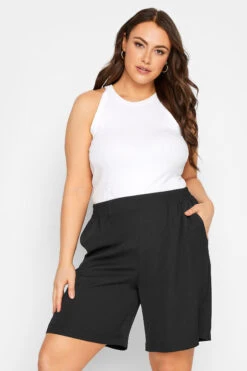 YOURS Curve Black Elasticated Waist Pull On Shorts 13 YOURS Curve Black Elasticated Waist Pull On Shorts -Plus Size Apparel Shop 4c510665 ab0a 40 144771 A