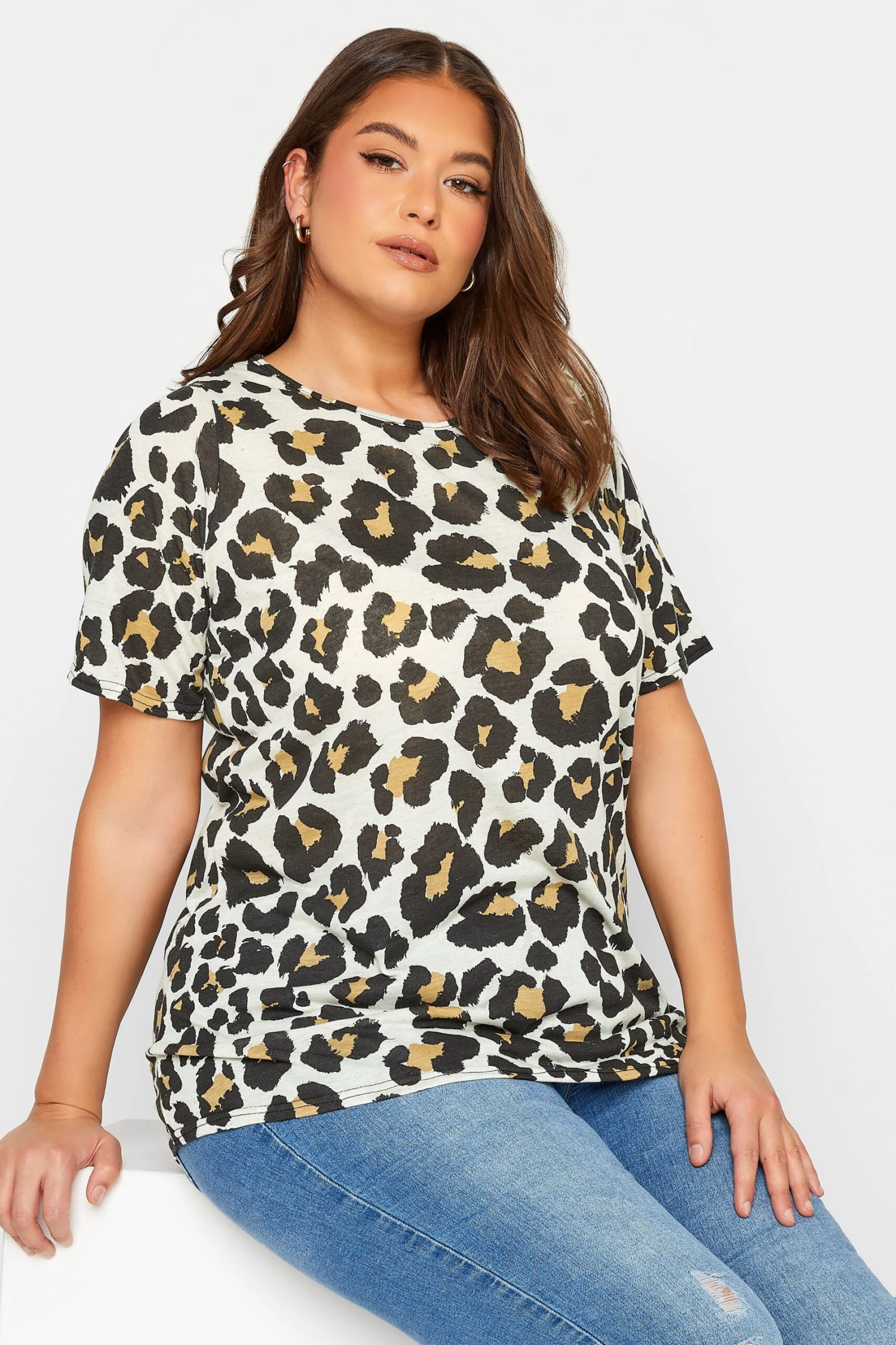 YOURS Curve Brown Animal Print Oversized T-Shirt 8 YOURS Curve Brown Animal Print Oversized T-Shirt - Image 6