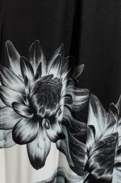 YOURS Curve Black Floral Print Colour Block Maxi Dress -Plus Size Apparel Shop 5a528c94 c000 4e 301027 Z