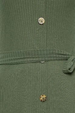 YOURS Curve Green Button Through Sleeveless Maxi Dress 11 YOURS Curve Green Button Through Sleeveless Maxi Dress -Plus Size Apparel Shop 5ba719e1 911c 47 137542 Z