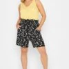 YOURS Curve Black Daisy Print Paperbag Waist Shorts -Plus Size Apparel Shop 6525a1f0 c1db 4a 144800 B