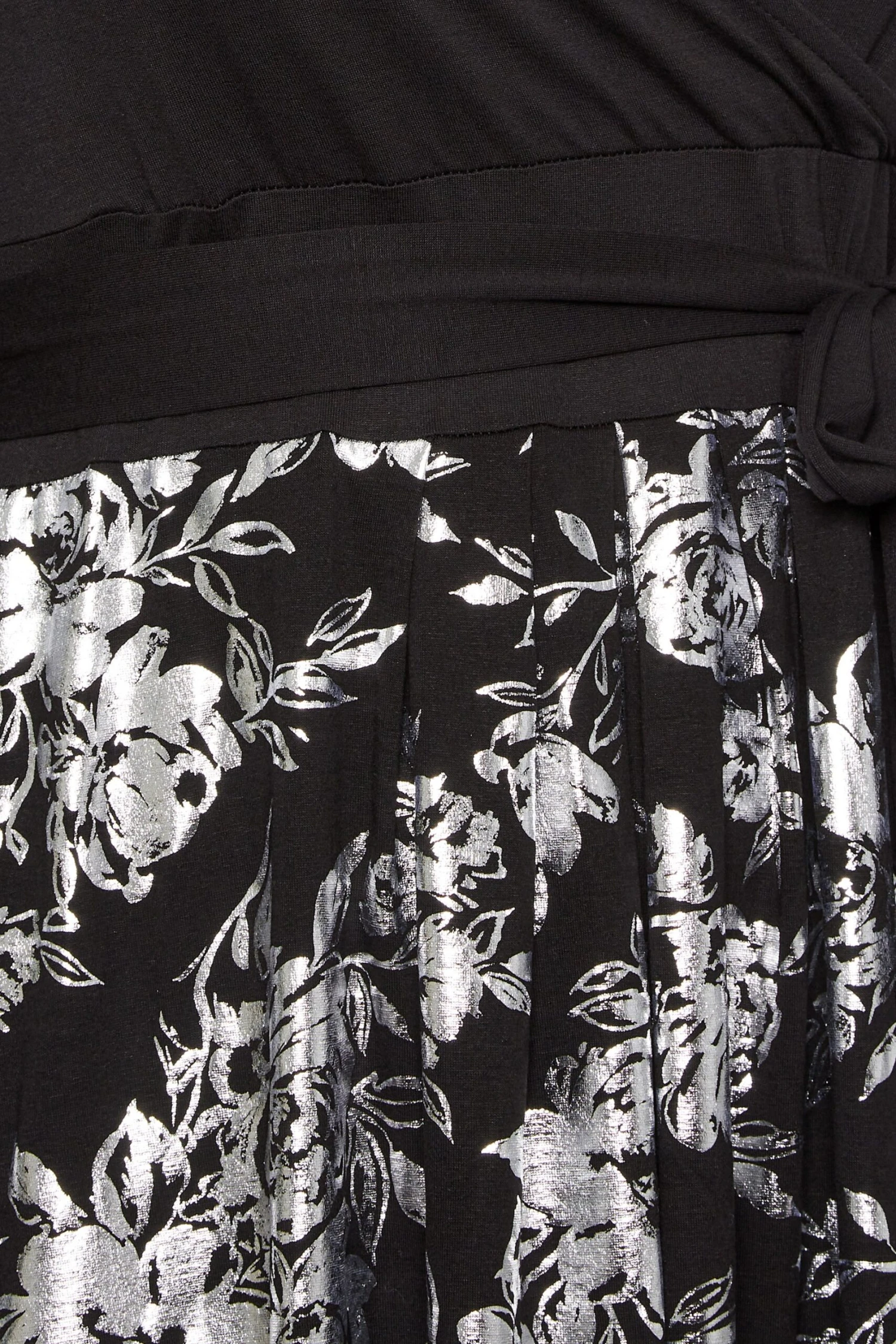 YOURS LUXURY Curve Black & Silver Foil Floral Print Wrap Dress 7 YOURS LUXURY Curve Black & Silver Foil Floral Print Wrap Dress - Image 5