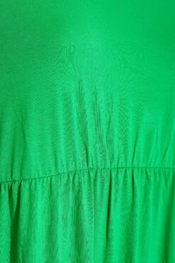 LIMITED COLLECTION Curve Green Throw On Maxi Dress 11 LIMITED COLLECTION Curve Green Throw On Maxi Dress -Plus Size Apparel Shop 732400b8 f019 43 214636 Z