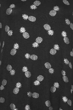YOURS Curve Black Pineapple Foil T-Shirt -Plus Size Apparel Shop 76cd0b29 9ce7 4b 133725 Z