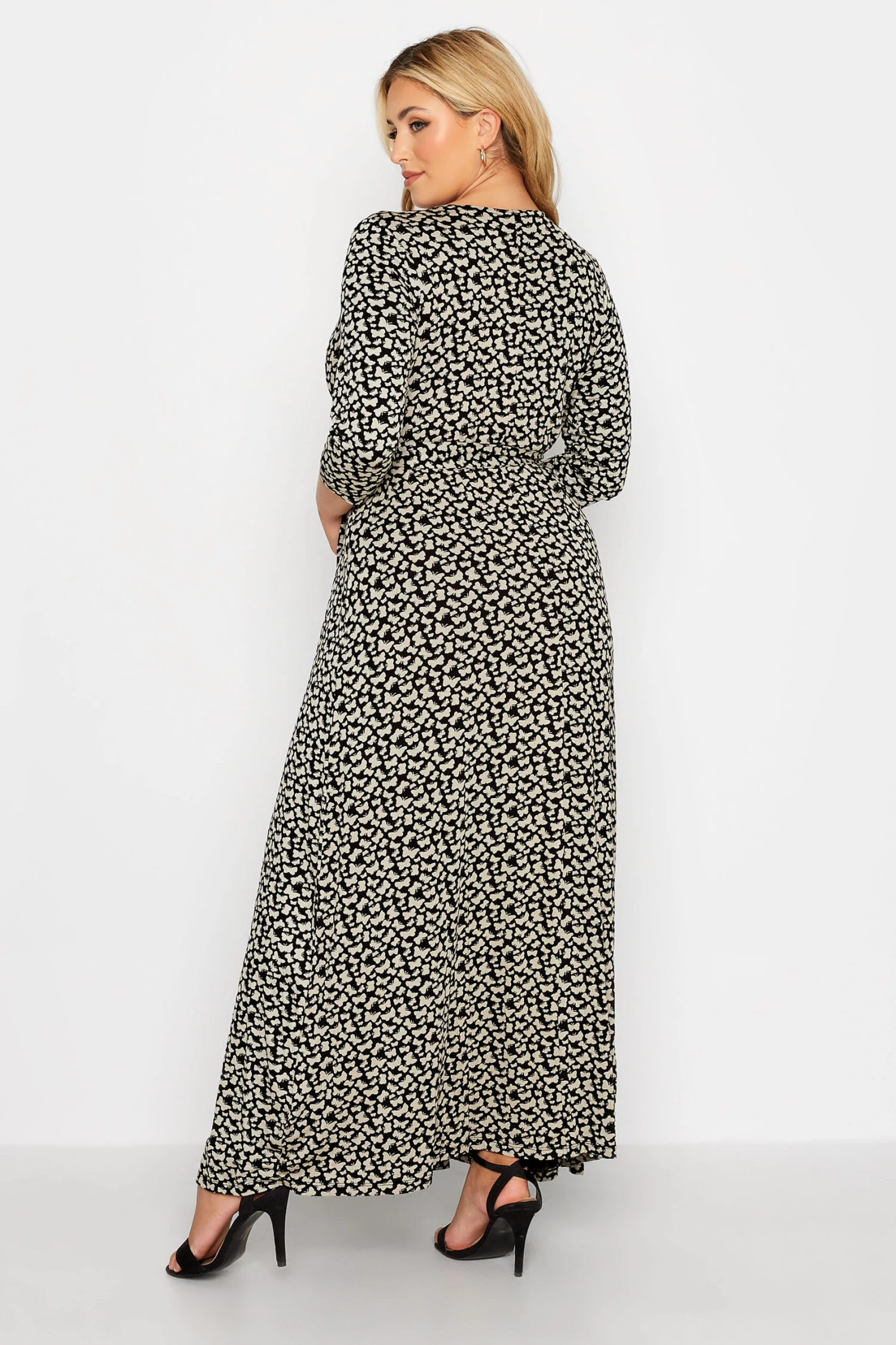 YOURS Curve Black Butterfly Print V-Neck Maxi Dress 4 YOURS Curve Black Butterfly Print V-Neck Maxi Dress - Image 2