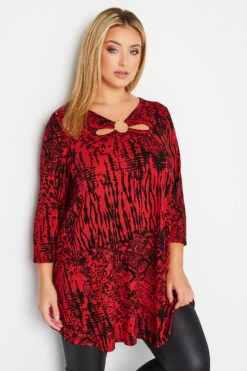 YOURS Curve Red Mixed Animal Print Swing Top -Plus Size Apparel Shop 7718c30d 95d0 45 191921 D