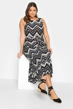 YOURS LONDON Curve Black Geometric Print Tiered Maxi Dress