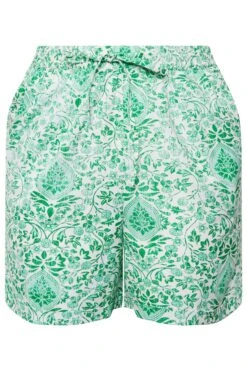 LIMITED COLLECTION Curve Green Paisley Print Shorts 9 LIMITED COLLECTION Curve Green Paisley Print Shorts -Plus Size Apparel Shop 877b1a72 ceb4 41 215577 X