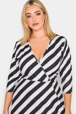 YOURS PETITE Curve Black & White Stripe Wrap Dress 10 YOURS PETITE Curve Black & White Stripe Wrap Dress -Plus Size Apparel Shop 8921d389 56dd 4c 174605 D