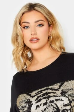 YOURS Curve Black & Gold Glitter Tiger Print Split Hem T-Shirt 10 YOURS Curve Black & Gold Glitter Tiger Print Split Hem T-Shirt -Plus Size Apparel Shop 8a06c239 b595 4c 301924 D
