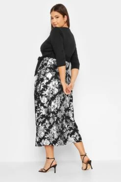 YOURS LUXURY Curve Black & Silver Foil Floral Print Wrap Dress 9 YOURS LUXURY Curve Black & Silver Foil Floral Print Wrap Dress -Plus Size Apparel Shop 8adf059f ad5c 47 301808 C