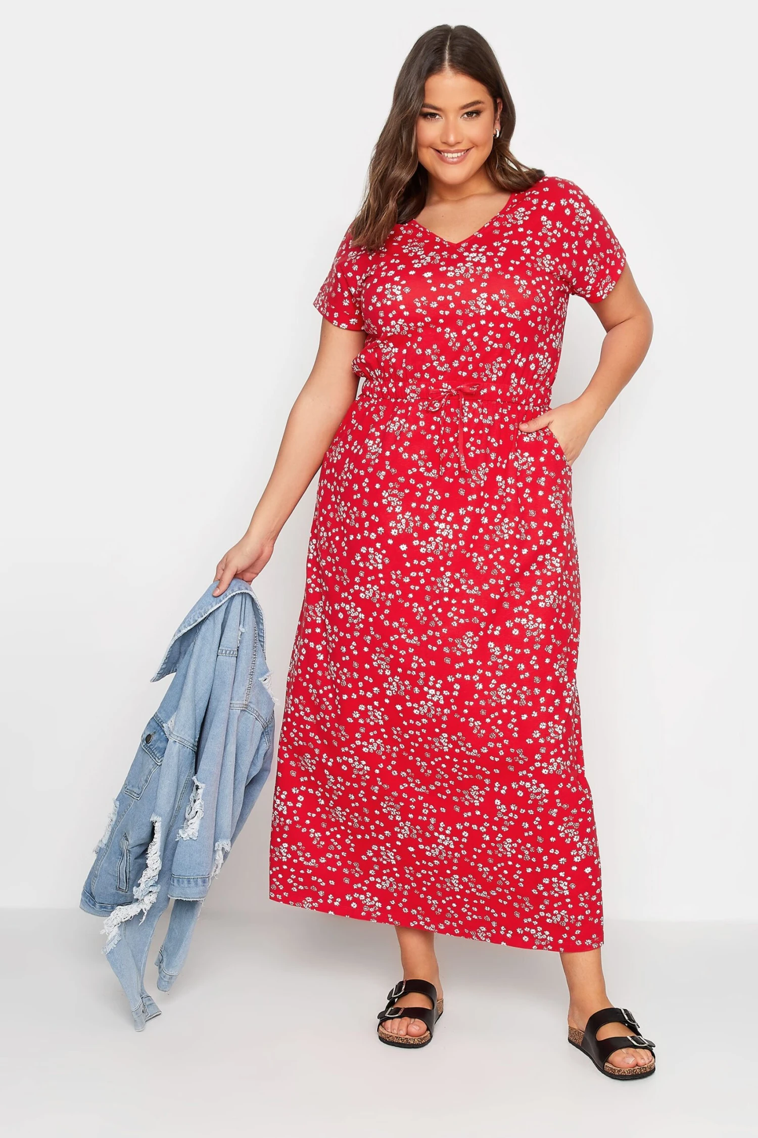 YOURS Curve Red Floral Print Maxi T-Shirt Dress 2 YOURS Curve Red Floral Print Maxi T-Shirt Dress