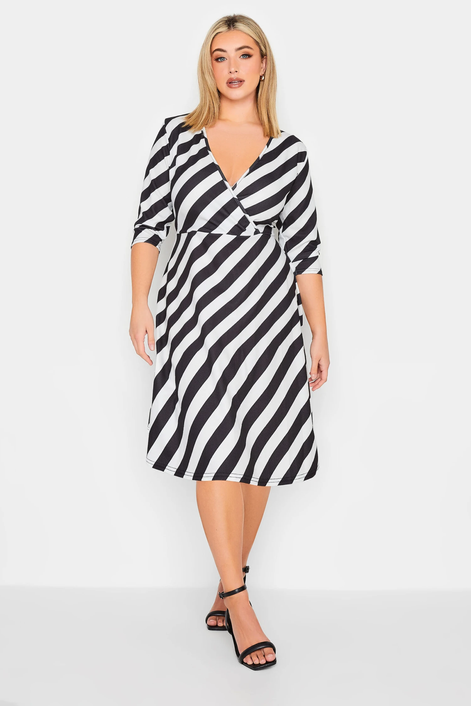 YOURS PETITE Curve Black & White Stripe Wrap Dress 3 YOURS PETITE Curve Black & White Stripe Wrap Dress