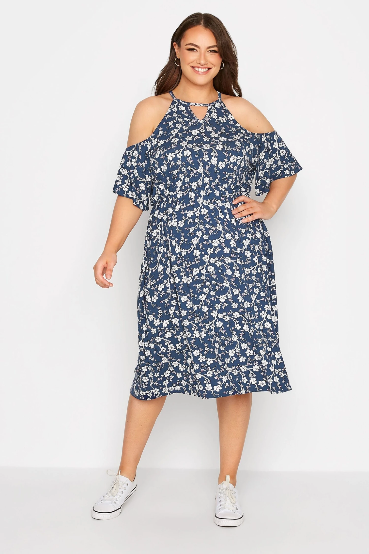 YOURS Curve Blue Floral Cold Shoulder Dress 3 YOURS Curve Blue Floral Cold Shoulder Dress