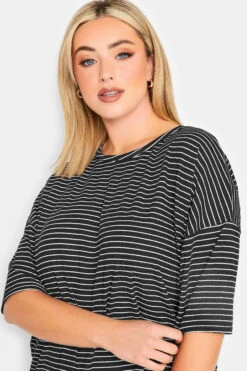 YOURS PETITE Curve Black Stripe T-Shirt 10 YOURS PETITE Curve Black Stripe T-Shirt -Plus Size Apparel Shop a5133b8e 9d17 46 174598 D