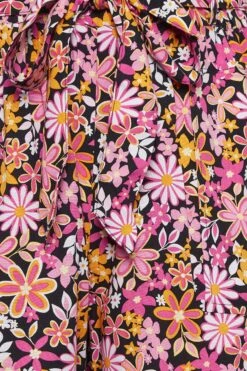 YOURS Curve Black Floral Print Paperbag Waist Shorts -Plus Size Apparel Shop adf277b2 17fb 4d 144801 Z