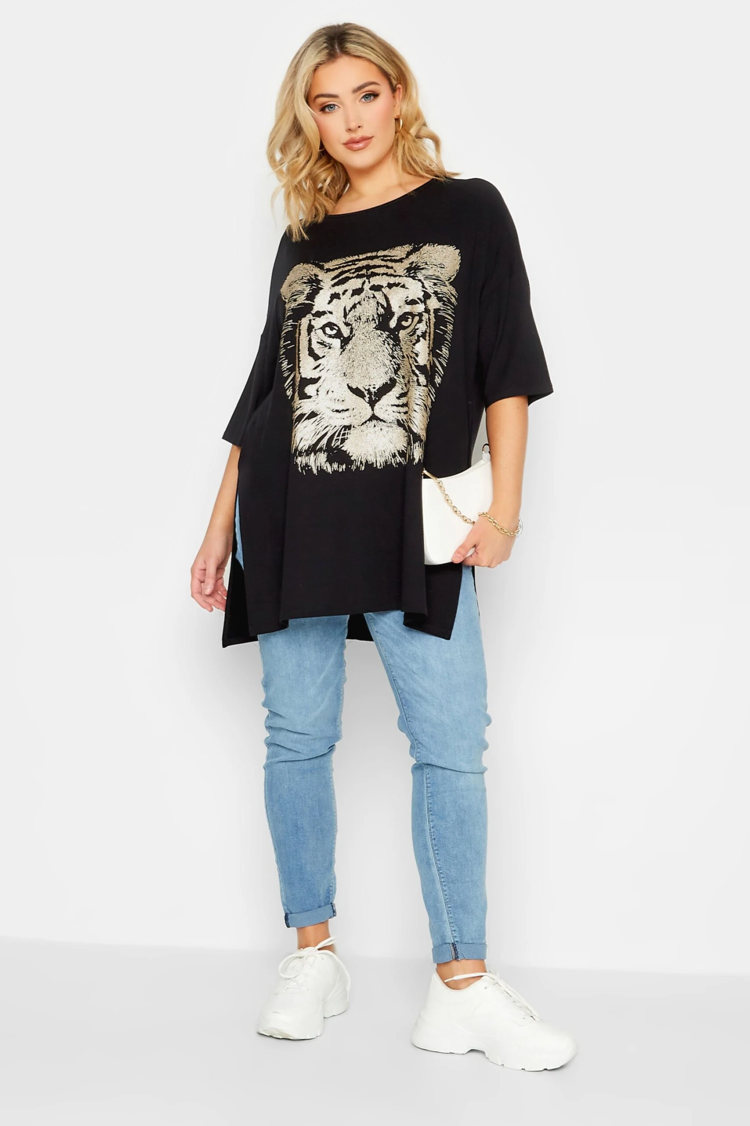 YOURS Curve Black & Gold Glitter Tiger Print Split Hem T-Shirt 3 YOURS Curve Black & Gold Glitter Tiger Print Split Hem T-Shirt