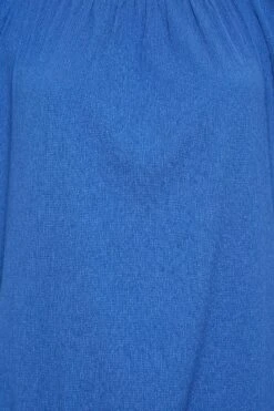 YOURS Curve Blue Textured Bubble Hem Top 10 YOURS Curve Blue Textured Bubble Hem Top -Plus Size Apparel Shop bb805036 9eb8 45 320928 Z
