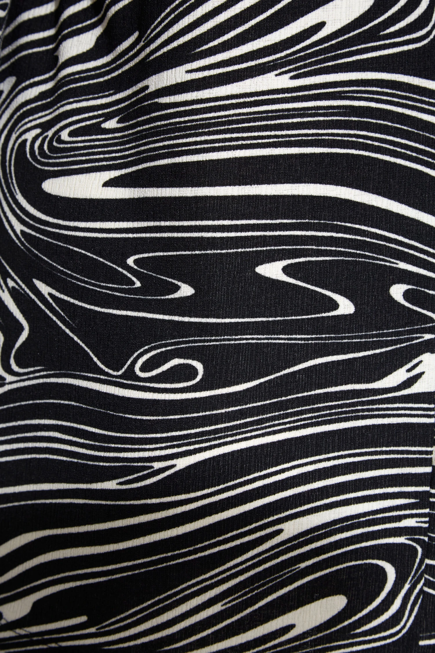YOURS Curve Black Marble Print Top 6 YOURS Curve Black Marble Print Top - Image 4