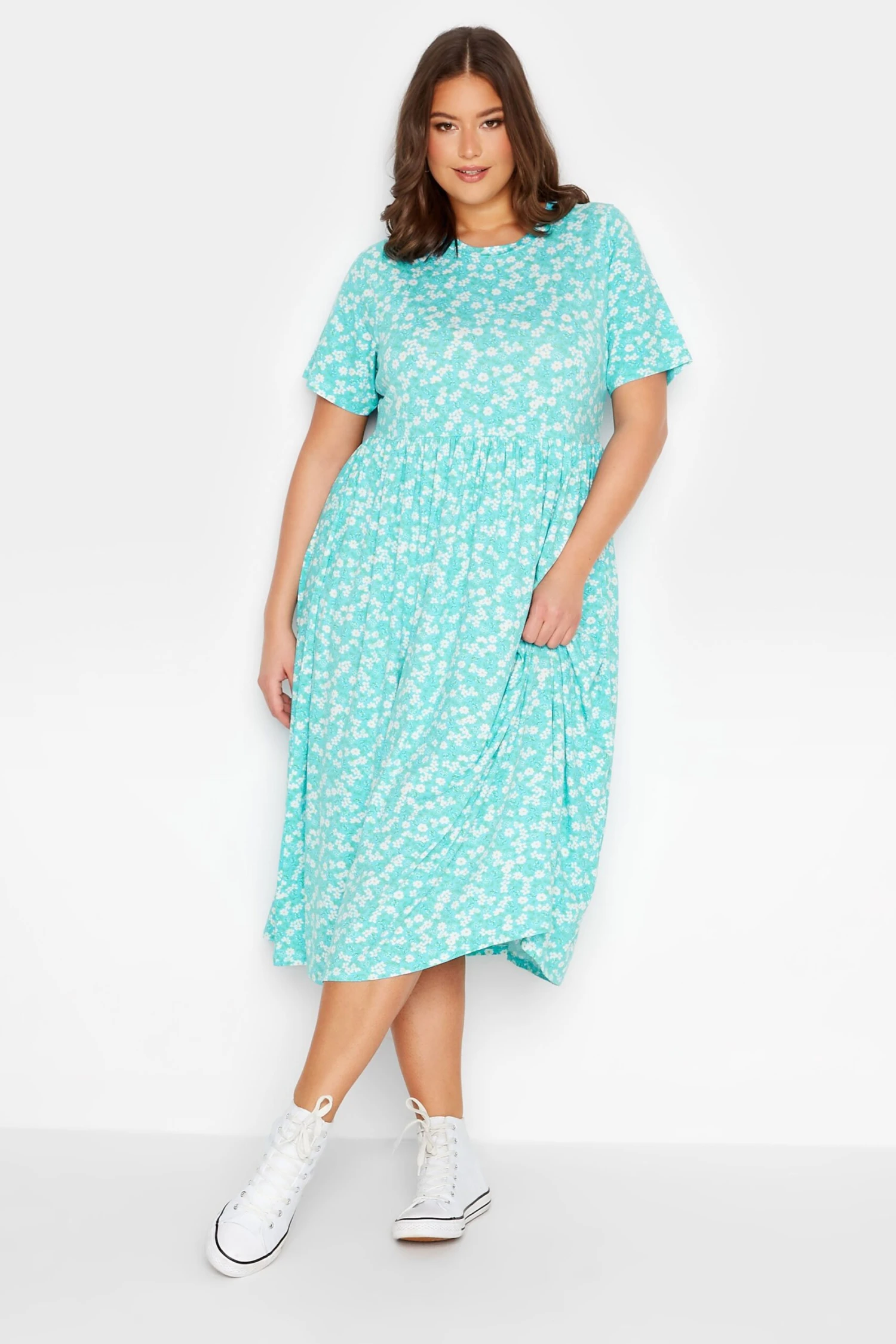 YOURS Curve Light Blue Floral Disty Print Smock Dress 3 YOURS Curve Light Blue Floral Disty Print Smock Dress