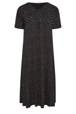 YOURS Curve Black Ditsy Heart Print Maxi Dress -Plus Size Apparel Shop c2a6dd14 8afa 4c 302054 X