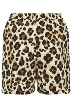 LIMITED COLLECTION Curve Brown Leopard Print Shorts -Plus Size Apparel Shop c5329997 a1c1 41 215575 Y