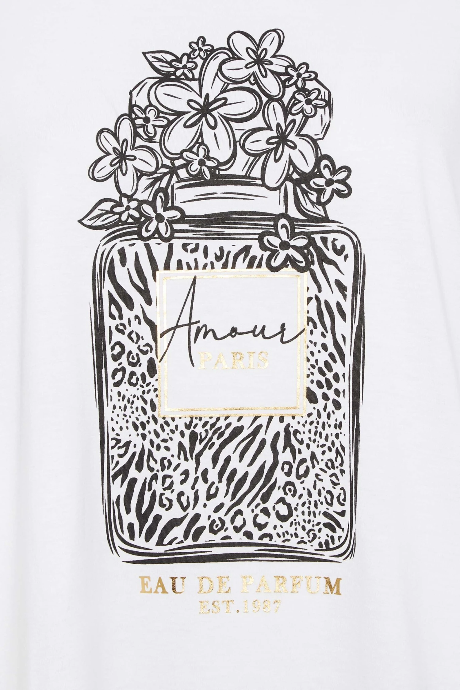 YOURS Curve White 'Amour' Perfume Print T-Shirt 6 YOURS Curve White 'Amour' Perfume Print T-Shirt - Image 4