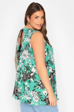 YOURS Curve Green Tropical Tie Back Vest Top 9 YOURS Curve Green Tropical Tie Back Vest Top -Plus Size Apparel Shop c86ddc56 96de 4e 300477 C
