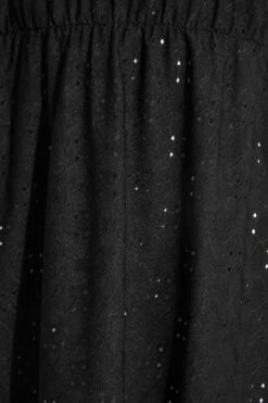 YOURS PETITE Curve Black Broderie Anglaise Smock Dress -Plus Size Apparel Shop d99f2108 43b1 45 174654 Z