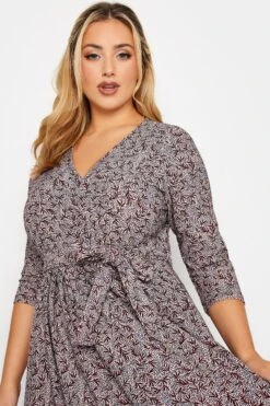 YOURS Curve Red & White Leaf Print Wrap Maxi Dress -Plus Size Apparel Shop e1c3a6af 8f17 47 301413 D