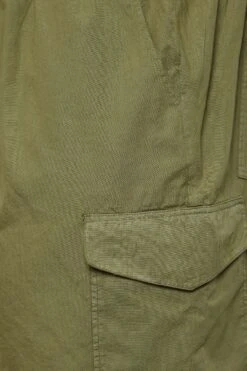 LIMITED COLLECTION Curve Khaki Green Paperbag Cargo Shorts 11 LIMITED COLLECTION Curve Khaki Green Paperbag Cargo Shorts -Plus Size Apparel Shop e4a262ac 0dae 42 215484 Z