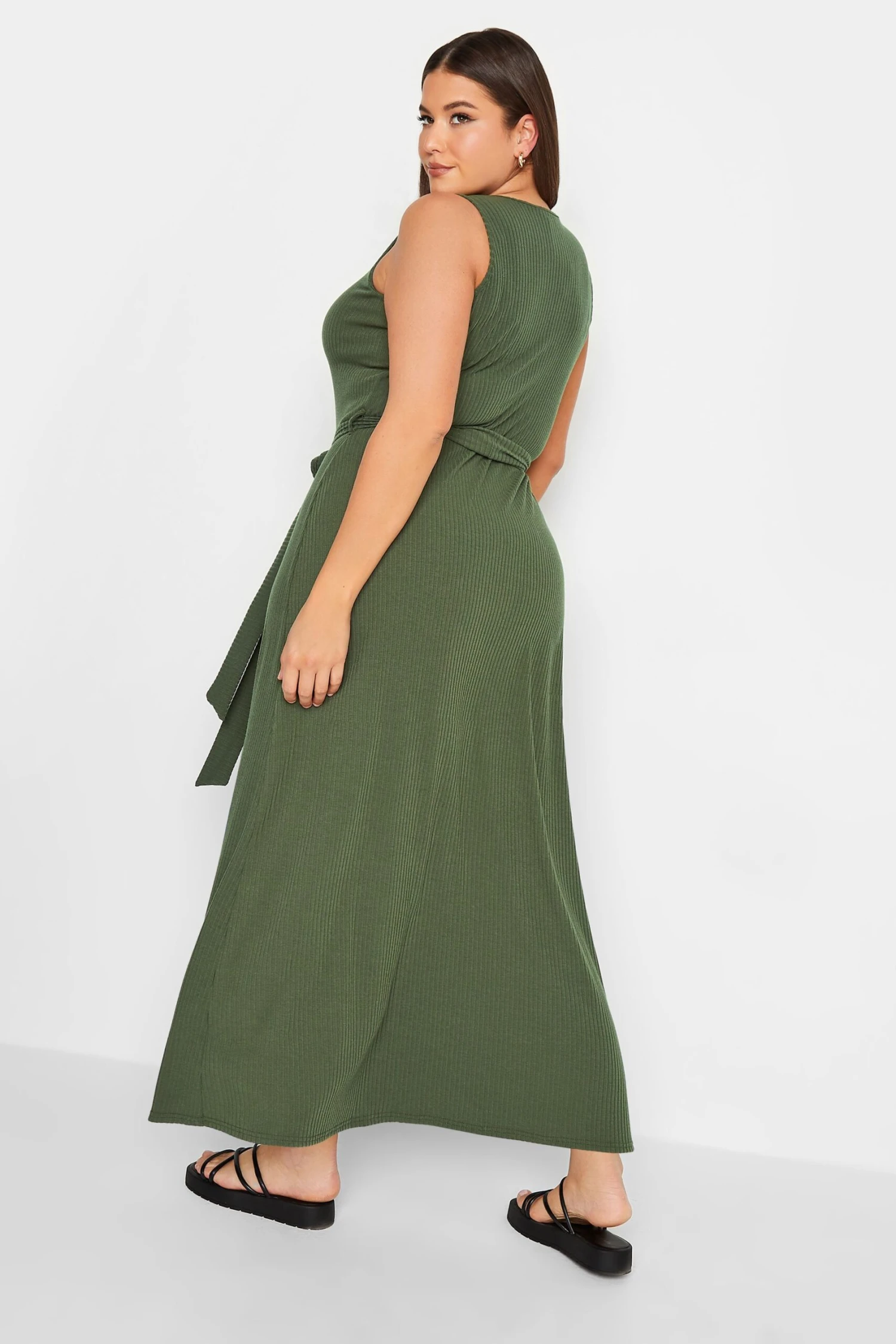 YOURS Curve Green Button Through Sleeveless Maxi Dress 4 YOURS Curve Green Button Through Sleeveless Maxi Dress - Image 2